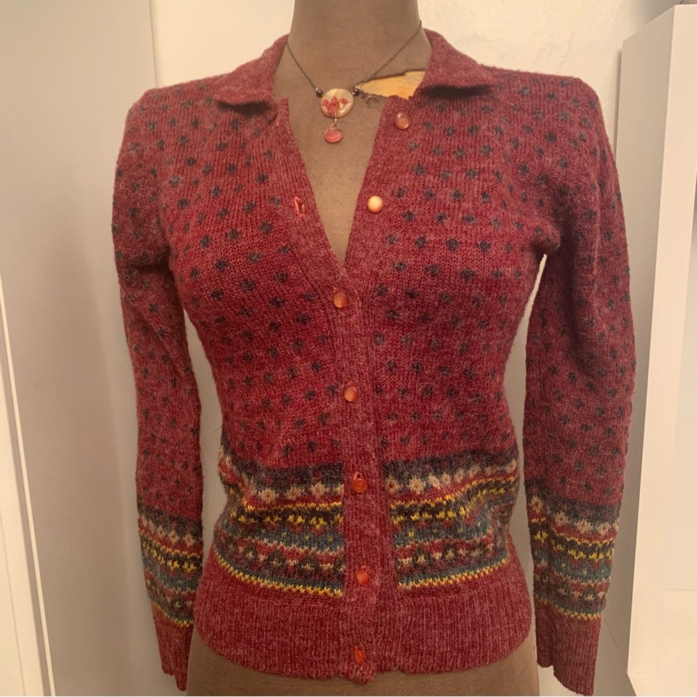 Emotions Sweater Vintage